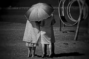 恋活アプリで20代が会話を盛り上げるための話題は？