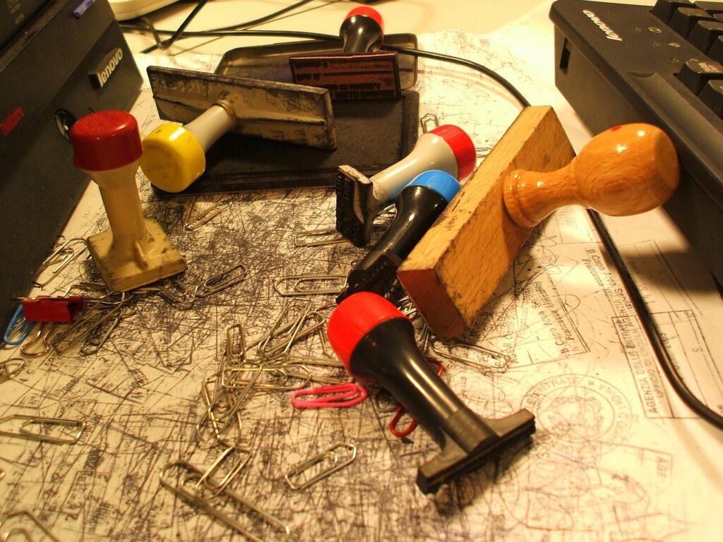 20代が恋活アプリでスタンプだけの返信はありなのか？