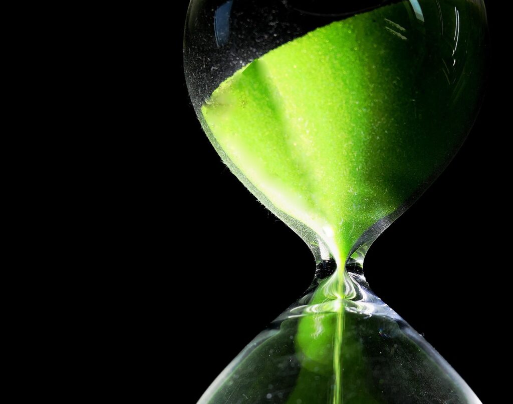 マッチングアプリを始めるタイミングはいつがベスト？